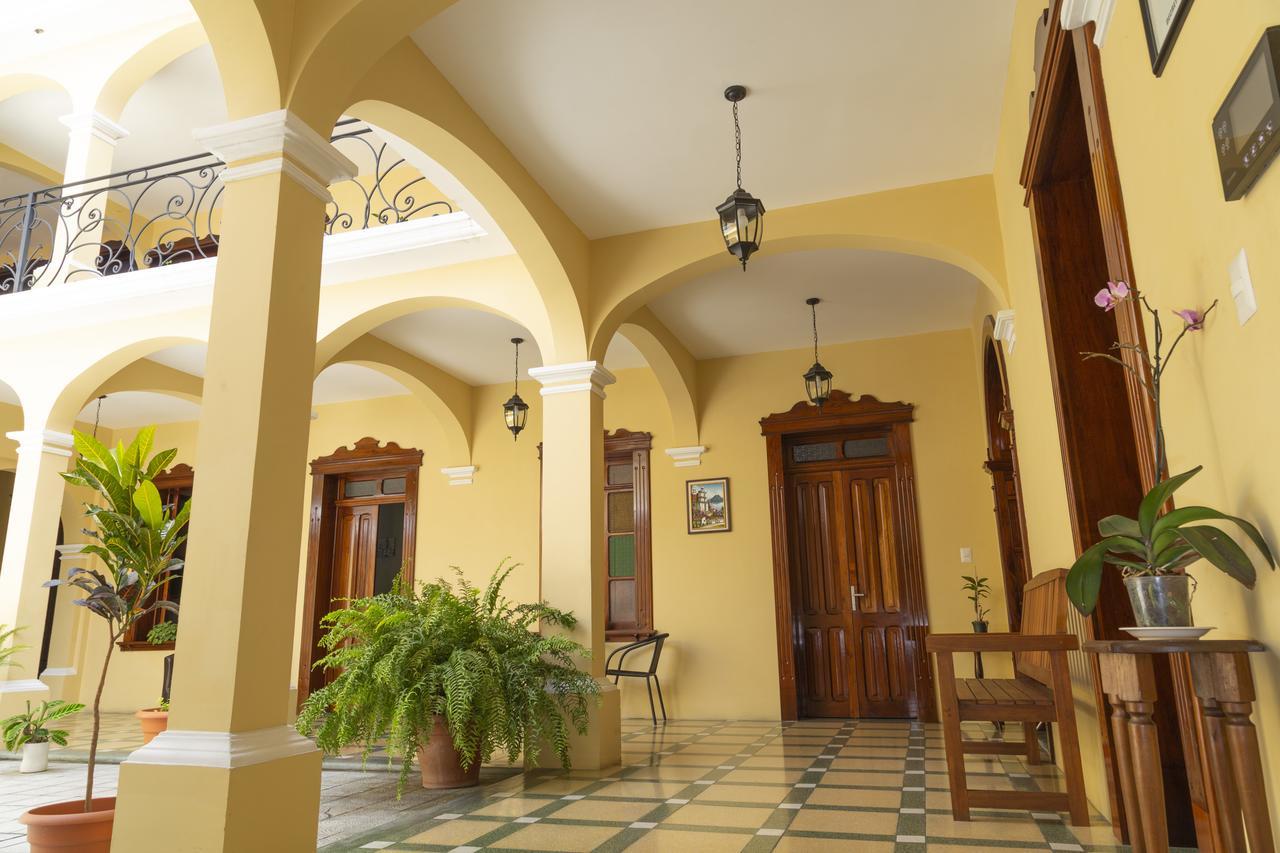 Hotel Casa Salome グアテマラシティ エクステリア 写真