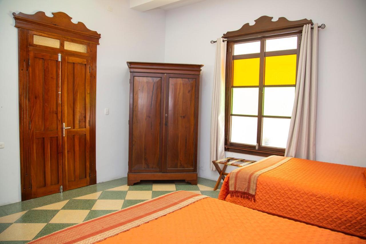 Hotel Casa Salome グアテマラシティ エクステリア 写真