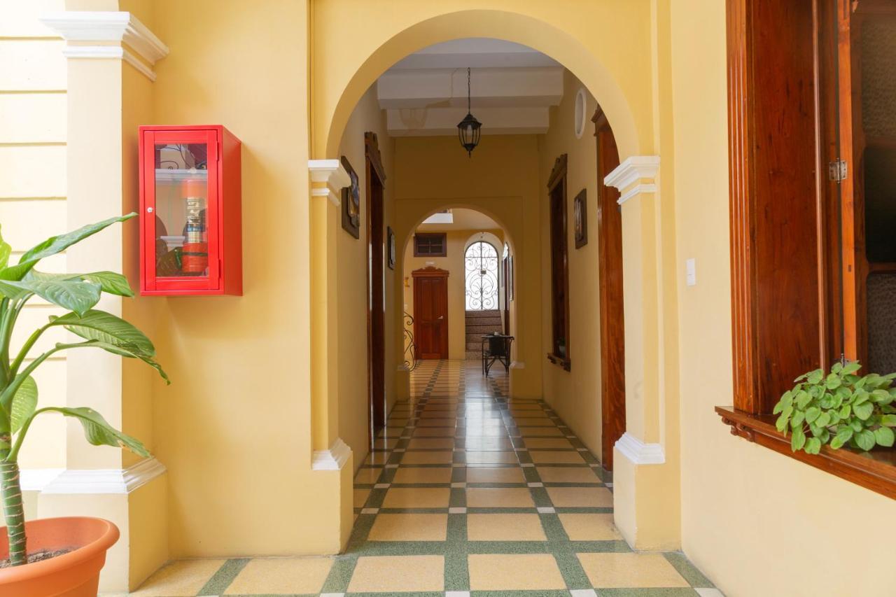 Hotel Casa Salome グアテマラシティ エクステリア 写真
